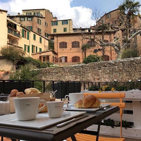 Fonte Gaia Experience Bed & Breakfast Siena Exterior photo