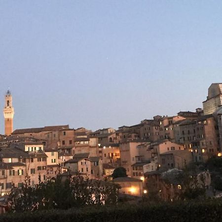 Fonte Gaia Experience Bed & Breakfast Siena Exterior photo